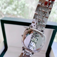 Rolex Cellini |Nữ Giới |Mặt Vuông Đen |Đính Đá |Dây Kim Loại |Máy Pin (Máy Quartz) |Size 33mm