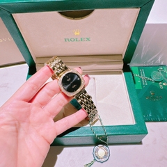 Rolex Cellini |Nữ Giới |Mặt Vuông Đen |Dây Kim Loại Vàng Gold |Máy Pin (Máy Quartz) |Size 33mm