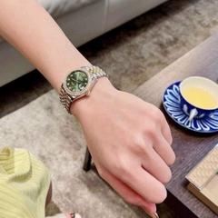 Rolex Date Just |Nữ Giới |Mặt Xanh Rêu |Đính Đá |Dây Kim Loại Demi |Máy Pin (Máy Quartz) |Size 31mm