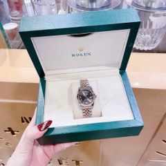 Rolex Mặt Số La Mã |Nữ Giới |Đen |Niềng Khía |Dây Kim Loại Demi |Máy Pin (Máy Quartz) |Size 31mm