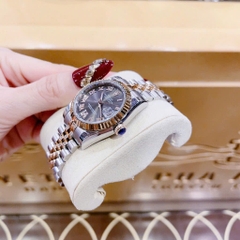 Rolex Mặt Số La Mã |Nữ Giới |Đen |Niềng Khía |Dây Kim Loại Demi |Máy Pin (Máy Quartz) |Size 31mm