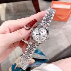 Rolex Mặt Số La Mã |Nữ Giới |Trắng |Niềng Khía |Dây Kim Loại Silver |Máy Pin (Máy Quartz) |Size 31mm