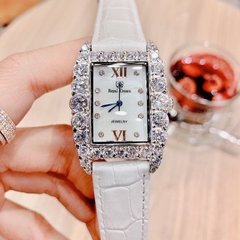 Royal Crown Mặt Chữ Nhật |Nữ Giới |Đính Đá |Dây Da Trắng |Máy Pin (Quartz) |Size 30x34mm