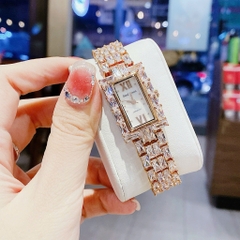 Royal Crown Mặt Chữ Nhật |Nữ Giới |Rose Gold |Lắc Tay Đính Đá |Máy Pin (Quartz) |Size 20x34mm