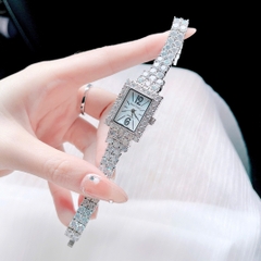 Royal Crown Mặt Chữ Nhật |Nữ Giới |Silver |Vòng Tay Đính Đá |Máy Pin (Quartz) |Size 20x35mm