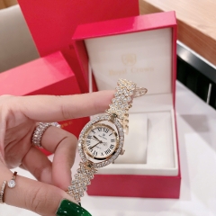 Royal Crown Mặt Oval |Nữ Giới |Vàng Gold |Lắc Tay Đính Đá |Máy Pin (Quartz) |Size 32mm