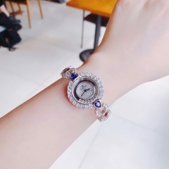 Royal Crown Mặt Tròn |Nữ Giới |Silver |Lắc Tay Đính Đá Trái Tim Xanh Đỏ |Máy Pin (Quartz) |Size 33mm