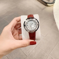 Royal Crown Mặt Xà Cừ Trắng |Nữ Giới |Đính Đá |Dây Da Đỏ Mận |Máy Pin (Quartz) |Size 36mm