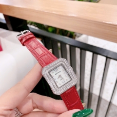 Royal Crown Mặt Vuông |Nữ Giới |Đính Đá |Dây Da Đỏ |Máy Pin (Quartz) |Size 34mm