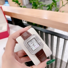 Royal Crown Mặt Vuông |Nữ Giới |Đính Đá |Dây Da Nâu |Máy Pin (Quartz) |Size 34mm