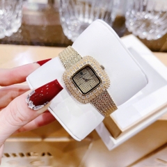 Royal Crown Mặt Vuông |Nữ Giới |Đính Đá |Dây Lưới Vàng Gold |Máy Pin (Quartz) |Size 30mm