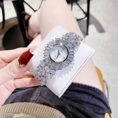Royal Crown Mặt Xà Cừ |Nữ Giới |Đính Pha Lê Trắng |Lắc Tay Silver |Máy Pin (Quartz) |Size 34mm