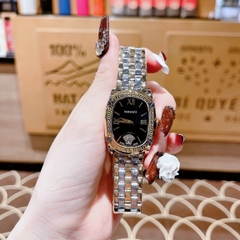 Versace Couture |Nữ Giới |Mặt Chữ Nhật Đen |Dây Kim Loại Demi Vàng |Máy Pin (Quartz) |Size 30x38mm