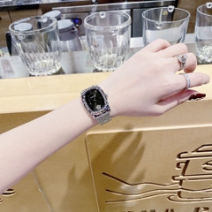 Versace Couture |Nữ Giới |Mặt Chữ Nhật Đen |Dây Kim Loại Silver |Máy Pin (Quartz) |Size 30x38mm