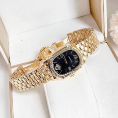 Versace Couture |Nữ Giới |Mặt Chữ Nhật Đen |Dây Kim Loại Vàng Gold |Máy Pin (Quartz) |Size 30x38mm