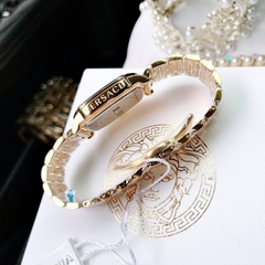 Versace Couture |Nữ Giới |Mặt Chữ Nhật Đen |Dây Kim Loại Vàng Gold |Máy Pin (Quartz) |Size 30x38mm