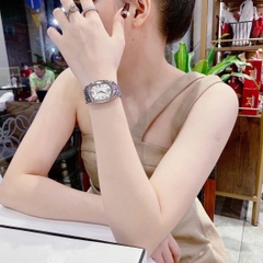 Versace Couture |Nữ Giới |Mặt Chữ Nhật Trắng |Dây Kim Loại Silver |Máy Pin (Quartz) |Size 30x38mm