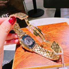 Versace Couture |Nữ Giới |Mặt Chữ Nhật Trắng |Dây Kim Loại Vàng Gold |Máy Pin (Quartz) |Size 30x38mm