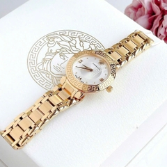 Versace Daphnis |Nữ Giới |Mặt Trắng |Dây Kim Loại Vàng Gold |Máy Pin (Quartz) |Size 35mm