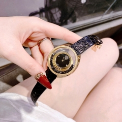 Versace Đính Đá Đen |Nữ Giới |Vàng Gold |Dây Da |Máy Pin (Quartz) |Size 36mm