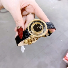 Versace Đính Đá Đen |Nữ Giới |Vàng Gold |Dây Da |Máy Pin (Quartz) |Size 36mm