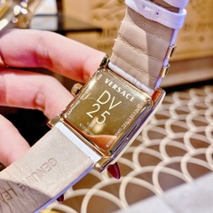 Versace DV-25 |Nữ Giới |Mặt Vuông |Vàng Gold |Dây Da Trắng |Máy Pin (Quartz) |Size 36mm