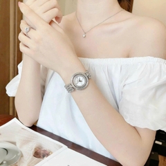 Versace Eon Pour Femmes |Nữ Giới |Mặt Trắng |Xoay 360 Độ |Dây Kim Loại Silver |Máy Pin (Quartz) |Size 33mm