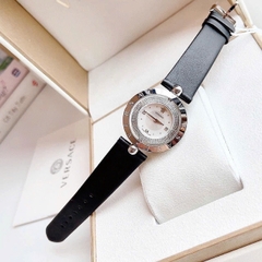 Versace Eon |Nữ Giới |Mặt Trắng Xoay |Silver |Dây Da Đen |Máy Pin (Quartz) |Size 33mm