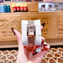 Versace Greca Icon |Nữ Giới |Mặt Chữ Nhật |Dây Mesh Lưới Rose Gold |Máy Pin (Quartz) |Size 21x39mm