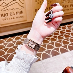 Versace Greca Icon |Nữ Giới |Mặt Chữ Nhật |Dây Mesh Lưới Rose Gold |Máy Pin (Quartz) |Size 21x39mm