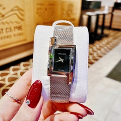 Versace Greca Icon |Nữ Giới |Mặt Chữ Nhật Đen |Dây Thép Lưới Silver |Máy Pin (Quartz) |Size 21x39mm