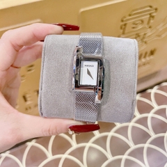 Versace Greca Icon |Nữ Giới |Mặt Chữ Nhật Trắng |Dây Thép Lưới Silver |Máy Pin (Quartz) |Size 21x39mm