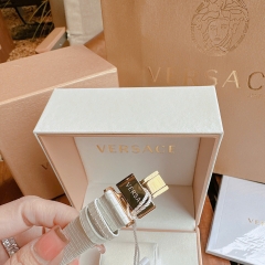Versace Greca Icon |Nữ Giới |Mặt Chữ Nhật |Vàng Gold |Dây Da Trắng |Máy Pin (Quartz) |Size 21x39mm