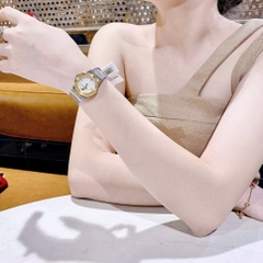 Versace Greca Logo Mini |Nữ Giới |Mặt Trắng |Dây Kim Loại Demi Vàng |Máy Pin (Quartz) |Size 27mm