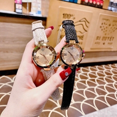 Versace Revive |Nữ Giới |Vàng Gold |Tráng Gương |Dây Da Nude |Máy Pin (Quartz) |Size 35mm