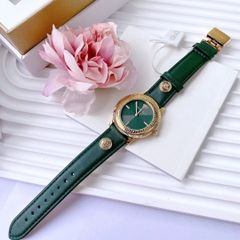 Versace Tribute |Nữ Giới |Vàng Gold |Dây Da Xanh Lá Đính Logo |Máy Pin (Quartz) |Size 35mm