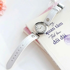 Versace Vanity |Nữ Giới |Trắng Silver |Dây Da Màu Trắng |Máy Pin (Quartz) |Size 35mm