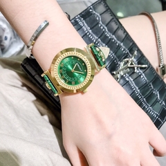 Versace Vanity |Nữ Giới |Vàng Gold |Dây Da Xanh Lá |Máy Pin (Quartz) |Size 35mm