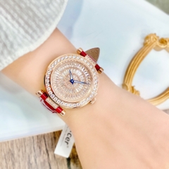 Xcer Full Đá Swarovski |Nữ Giới |Mặt Tròn |Rose Gold |Dây Da Đỏ |Pin (Máy Quartz) |Size 35mm