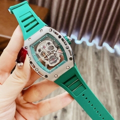 Xcer Đầu Lâu |Nam Giới |Mặt Oval |Trắng Silver |Dây Silicone Xanh Lá |Máy Pin (Quartz) |Size 42mm