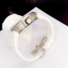 Xcer Mặt Oval |Nam Giới |Hình Đầu Lâu |Silver |Dây Silicone Trắng |Máy Pin (Quartz) |Size 42mm