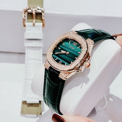 Xcer Mặt Vuông |Nữ Giới |Đính Đá |Rose Gold |Dây Da Xanh Lá |Máy Pin (Quartz) |Size 30mm