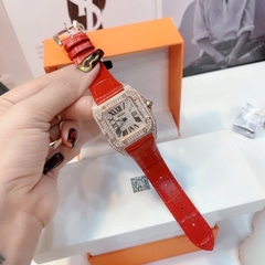 Xcer Mặt Vuông |Nữ Giới |Full Đá |Rose Gold |Dây Da Đỏ |Máy Pin (Quartz) |Size 36x36mm