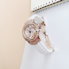 Xcer Mặt Xoay |Nữ Giới |Đính Đá |Rose Gold |Dây Cao Su Trắng |Máy Pin (Quartz) |Size 38mm