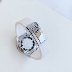 Xcer Mặt Xoay |Nữ Giới |Đính Đá |Silver |Dây Cao Su Trắng |Máy Pin (Quartz) |Size 38mm