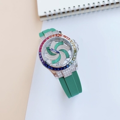 Xcer Mặt Xoay |Nữ Giới |Đính Đá |Silver |Dây Cao Su Xanh Lá |Máy Pin (Quartz) |Size 38mm