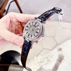 Xcer Ông Mặt Trời |Nữ Giới |Đính Đá |Silver |Dây Da Đen |Máy Pin (Quartz) |Size 38mm