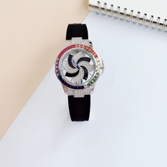 Xcer Rainbow |Nữ Giới |Mặt Xoay |Silver |Dây Cao Su Đen |Máy Pin (Quartz) |Size 38mm
