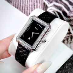 Xcer Tựa Chanel |Nữ Giới |Mặt Chữ Nhật |Đính Đá |Silver |Dây Da Đen |Máy Pin (Quartz) |Size 28mm