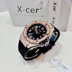 Xcer Tựa Hublot |Nữ Giới |Đính Đá Rose Gold |Dây Silicone Đen |Máy Pin (Quartz) |Size 36mm